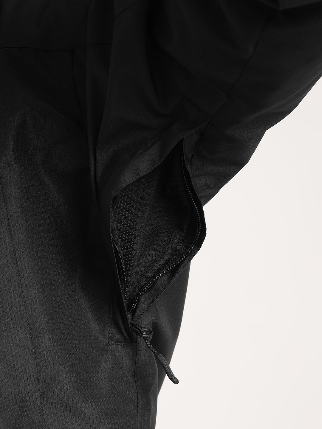Black Airshell Windjacket - MountMiller