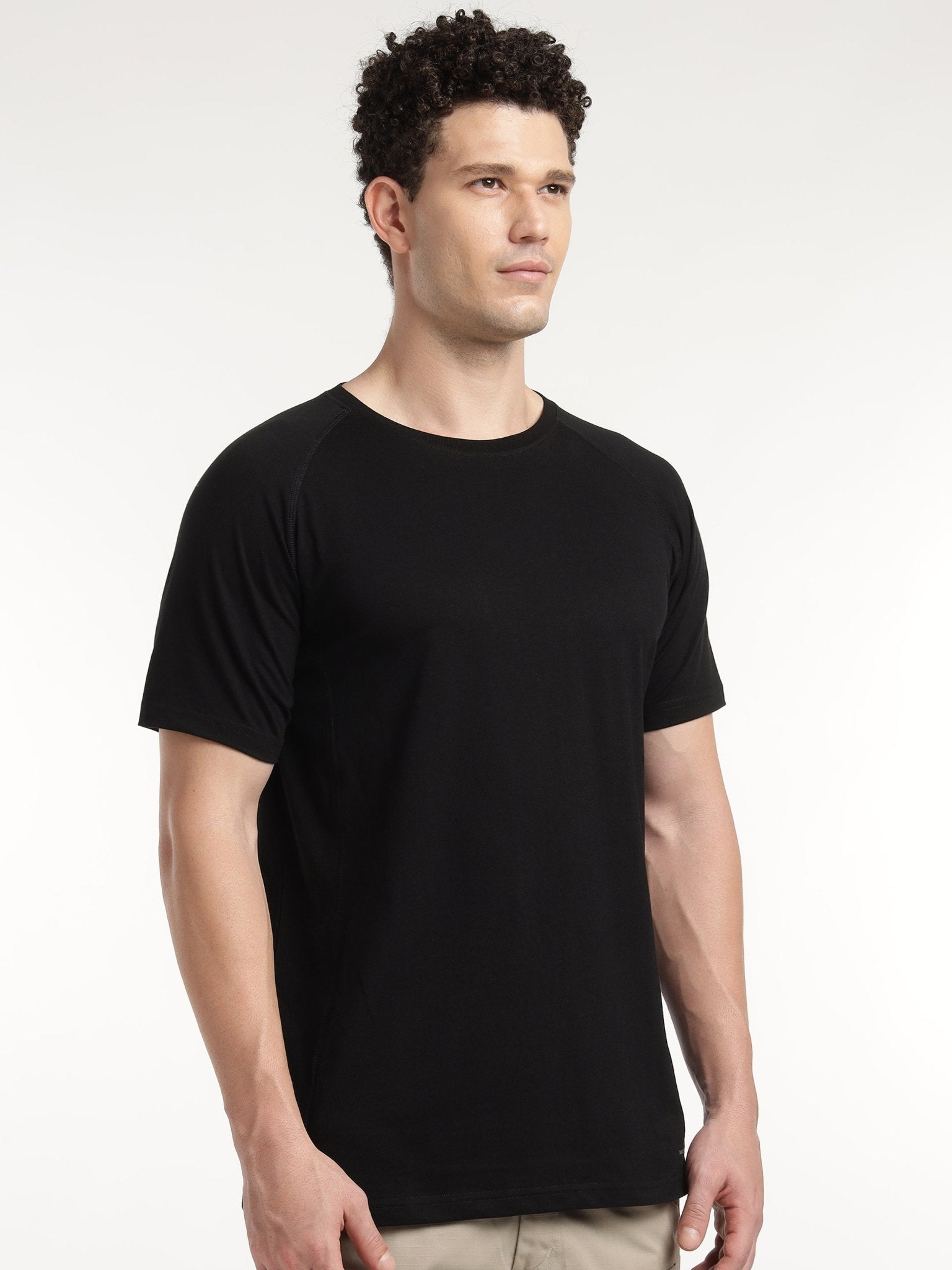 Black Core Raglan Half Sleeves T-Shirt - MountMiller