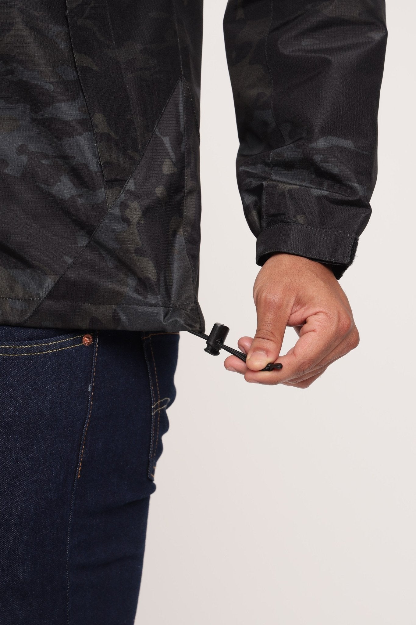 Black Multicam Airshell Windjacket - MountMiller