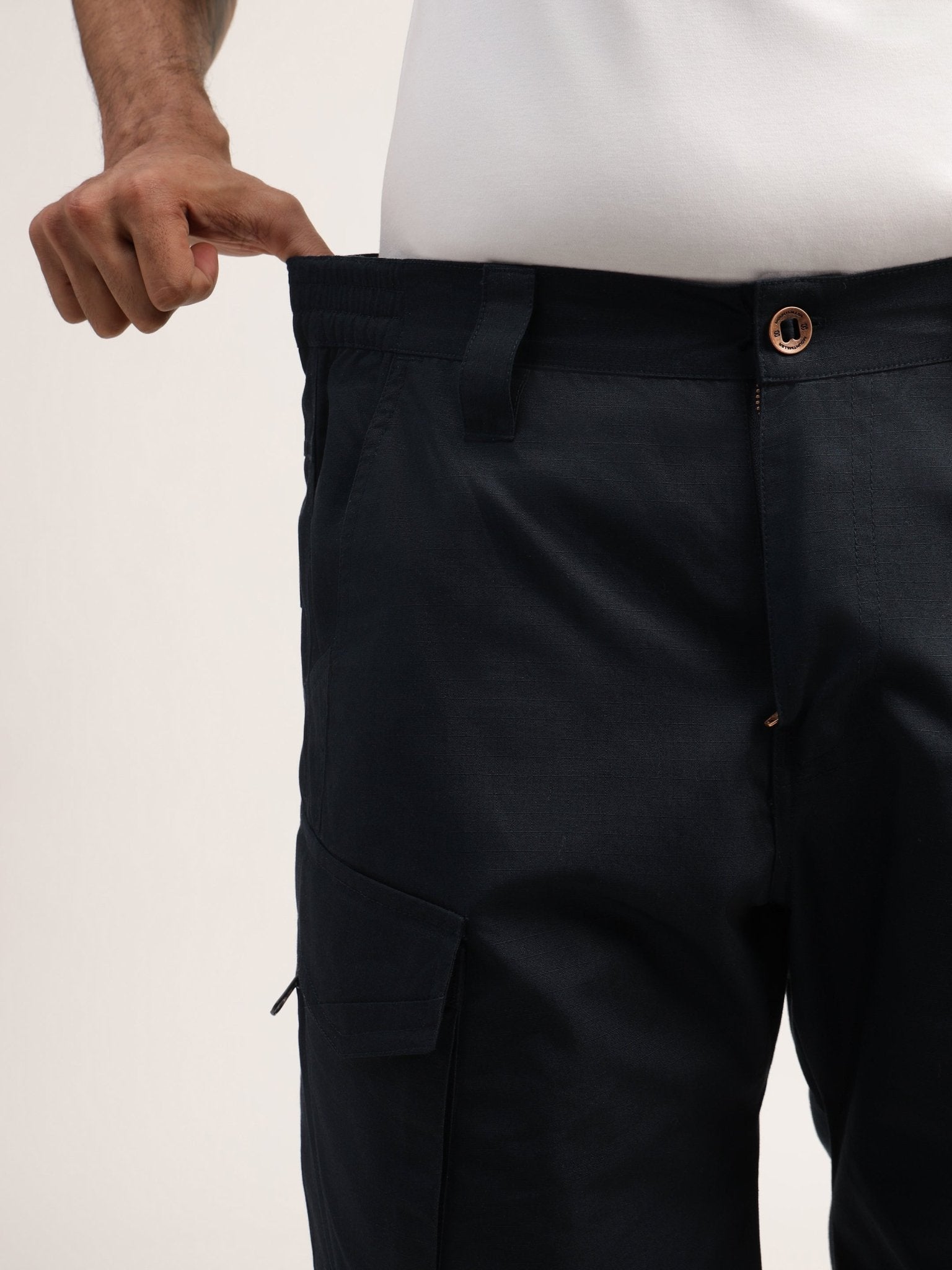 Navy Explorer Tactical Shorts - MountMiller