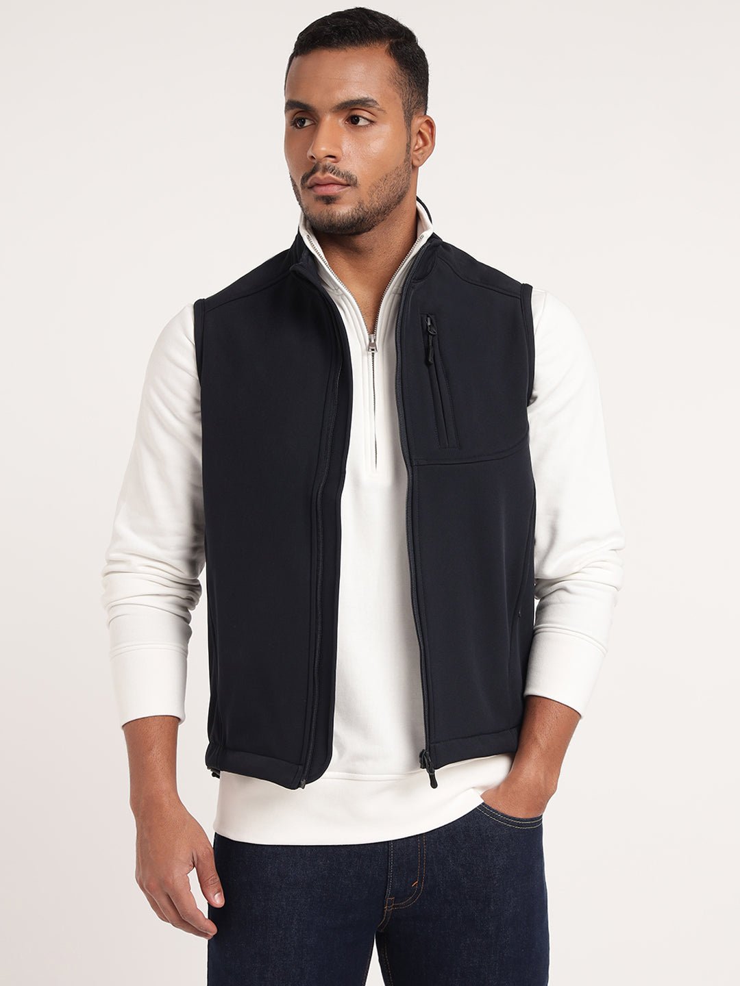 Navy Sleeveless Jacket – Weather-Resistant | MountMiller®
