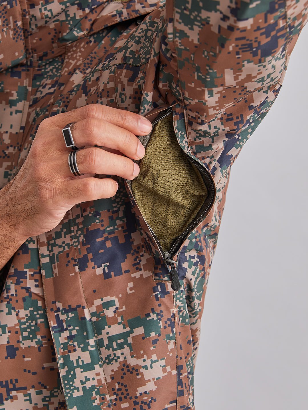 SuperDigital Airshell WP Windjacket - MountMiller